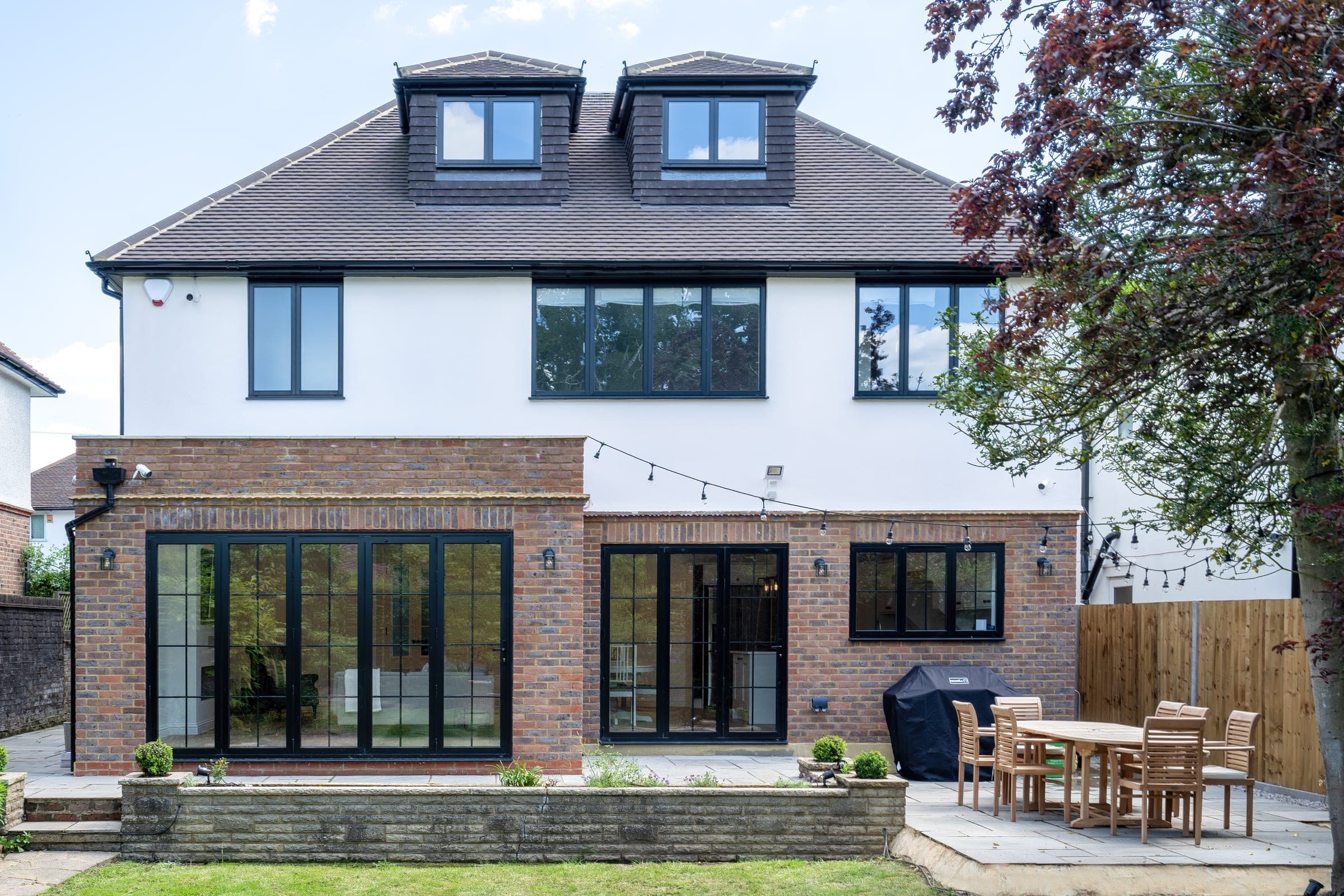 Rear extension, open-plan